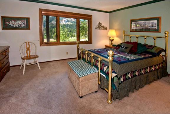 Meadow Ridge Condos By Mammoth Slopes Lodging Mammoth Lakes Rom bilde
