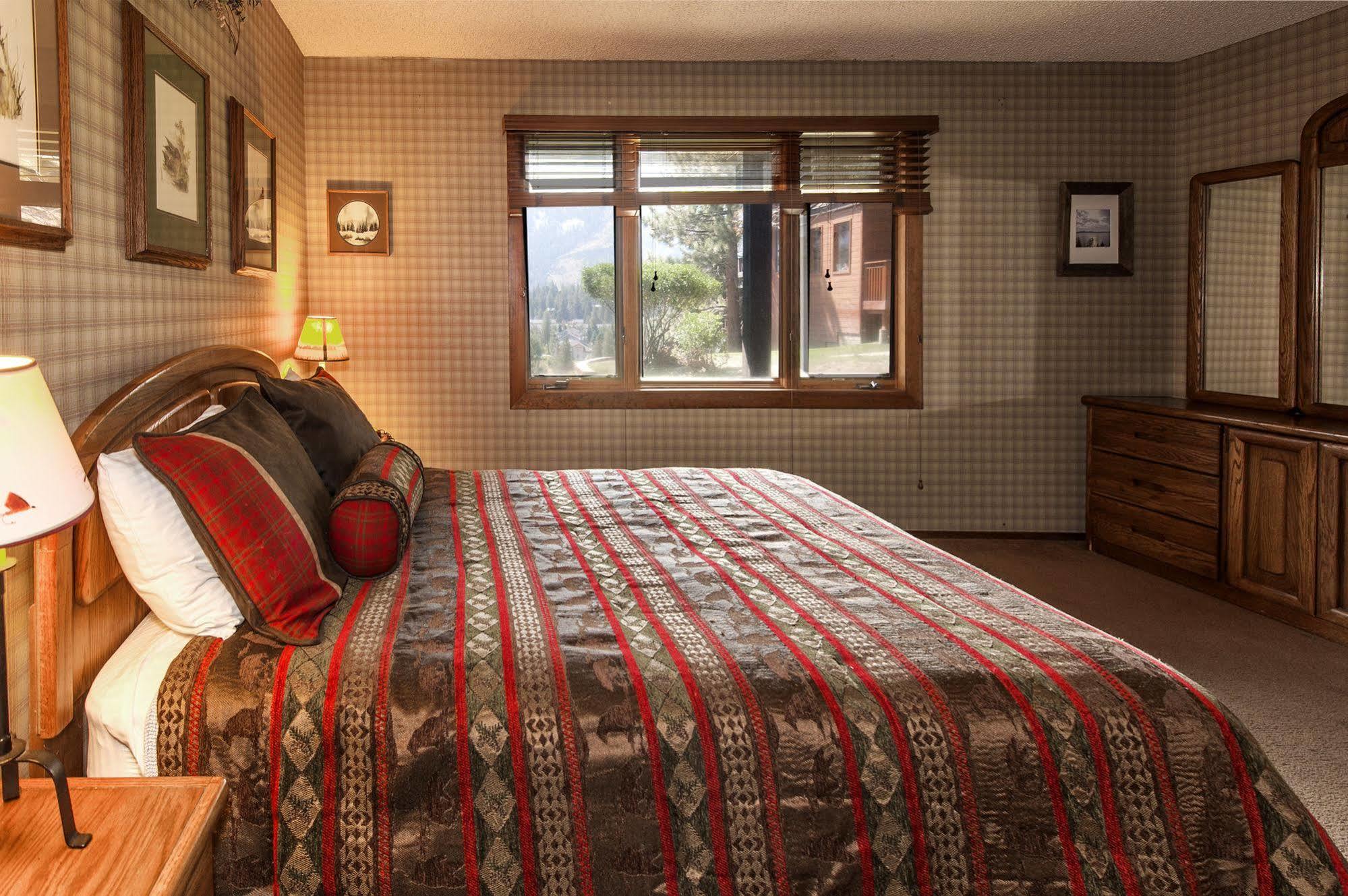Meadow Ridge Condos By Mammoth Slopes Lodging Mammoth Lakes Eksteriør bilde
